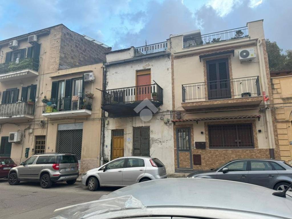 Appartamento in vendita a Palermo via Principe di Palagonia, 22