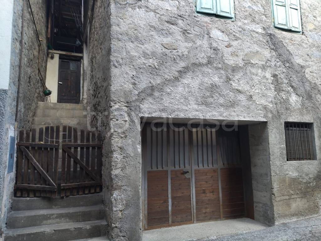 Casa Indipendente in in vendita da privato a Saviore dell'Adamello via Adamello