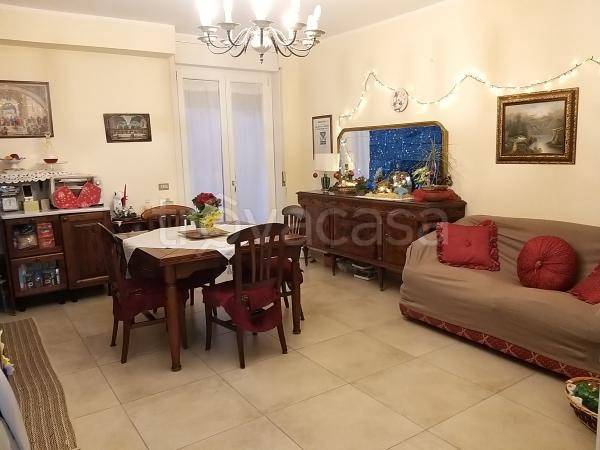 Appartamento in vendita a Palermo via Danisinni