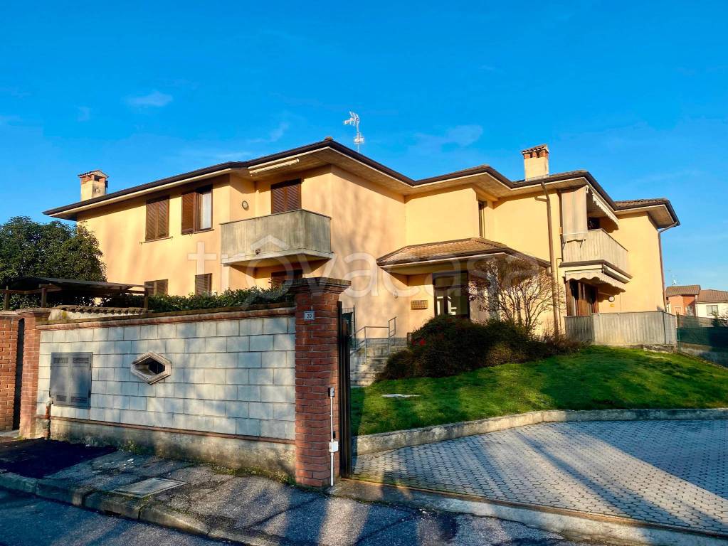 Appartamento in vendita a Ospedaletto Lodigiano via Giacomo Matteotti, 20