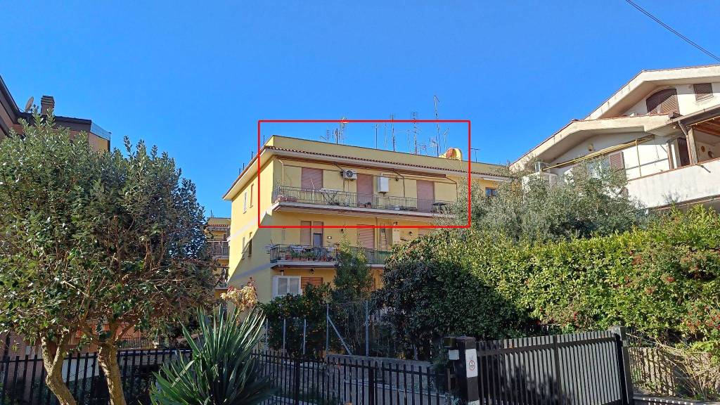 Appartamento in in vendita da privato a Marino via Martiri di Belfiore, 104