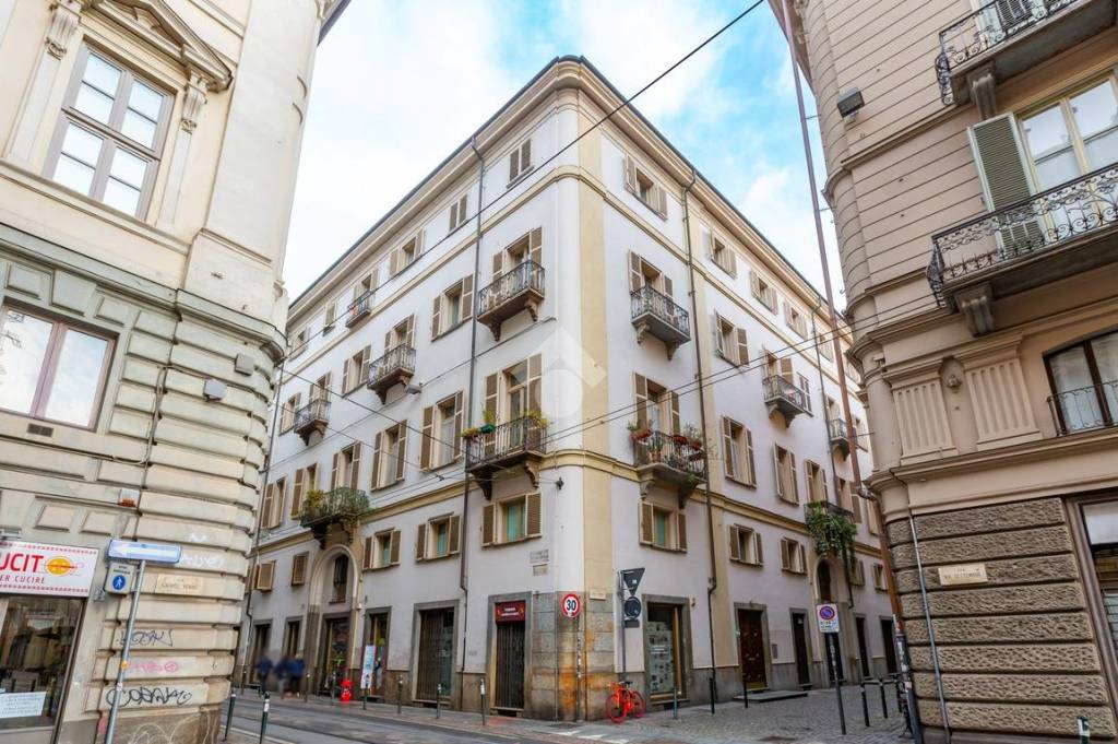 Appartamento in vendita a Torino vicolo s. Lorenzo, 1