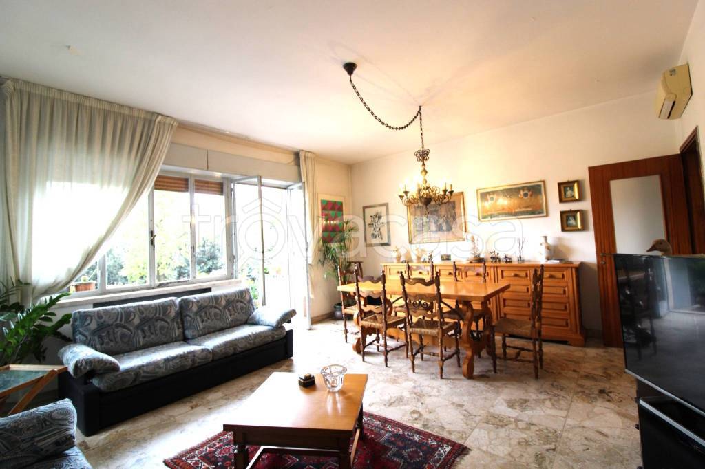 Appartamento in vendita a Verona via Giuseppe Sirtori, 3