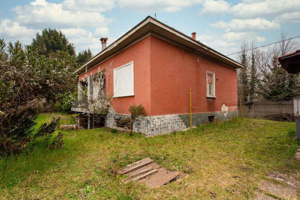 Villa in vendita a Desio via Fratelli Cervi, 59