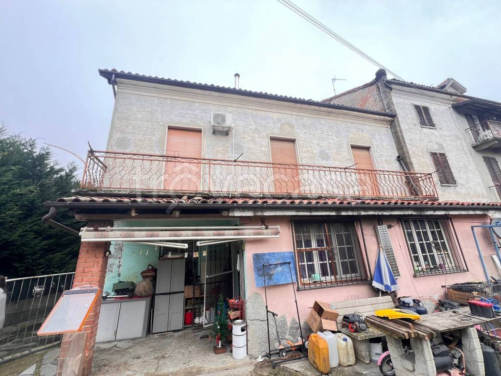 Casale in vendita a Nizza Monferrato strada Alessandria, 8