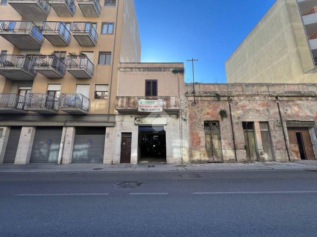 Casa Indipendente in vendita a Brindisi via Bastioni San Giacomo, 82
