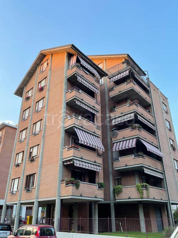Appartamento in in vendita da privato a Torino via Gottardo, 185