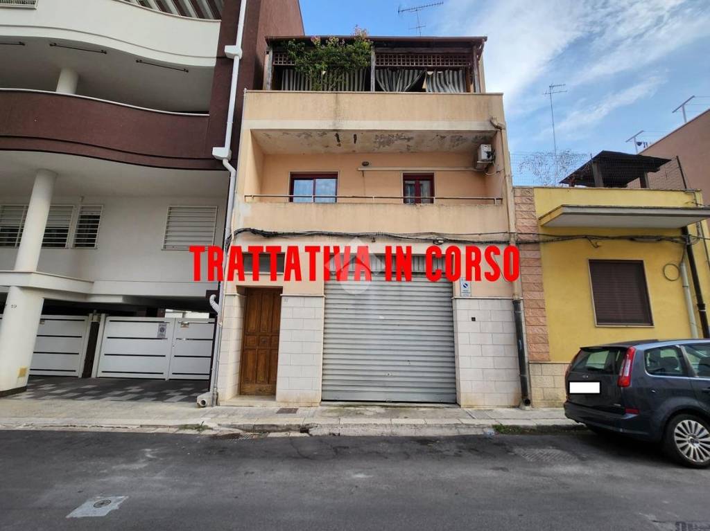 Casa Indipendente in vendita a Brindisi via San Leucio, 37