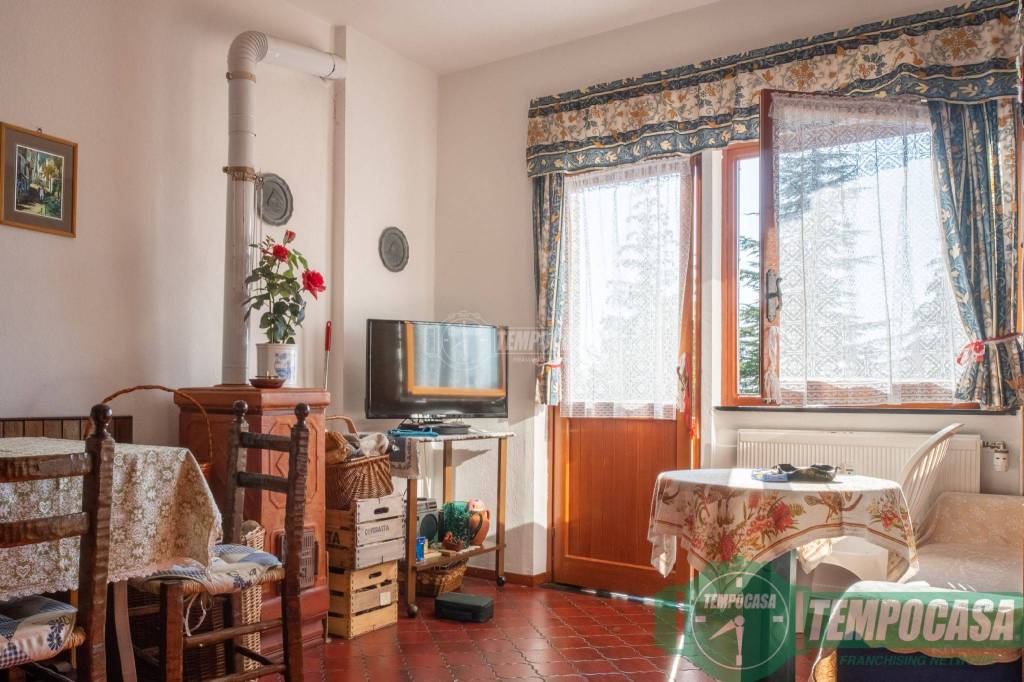 Appartamento in vendita a Santo Stefano d'Aveto via Rocca d'Aveto 6