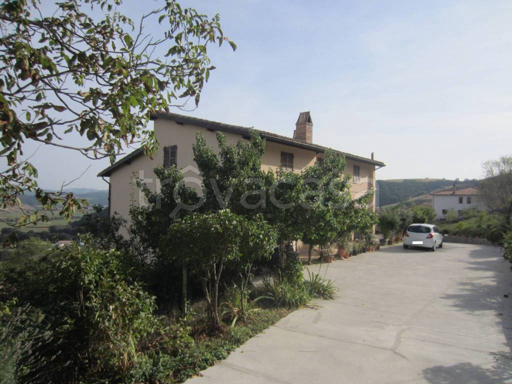 Villa Bifamiliare in vendita a Foligno frazione Annifo