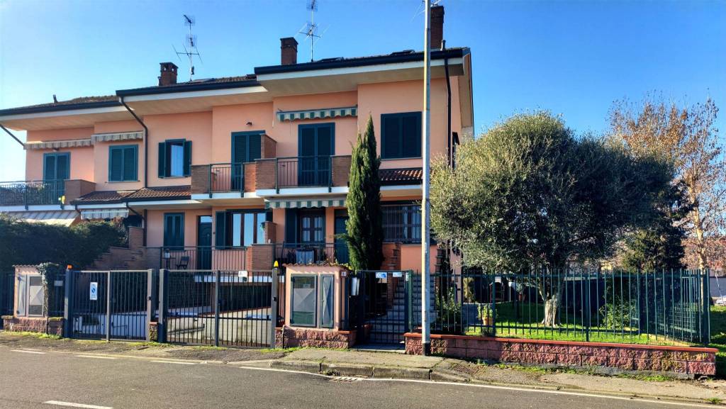 Villa a Schiera in vendita a Vidigulfo via dei Mille, 9