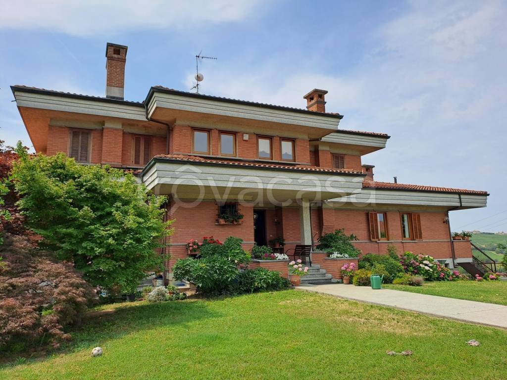 Villa in vendita a San Marzano Oliveto regione chierina