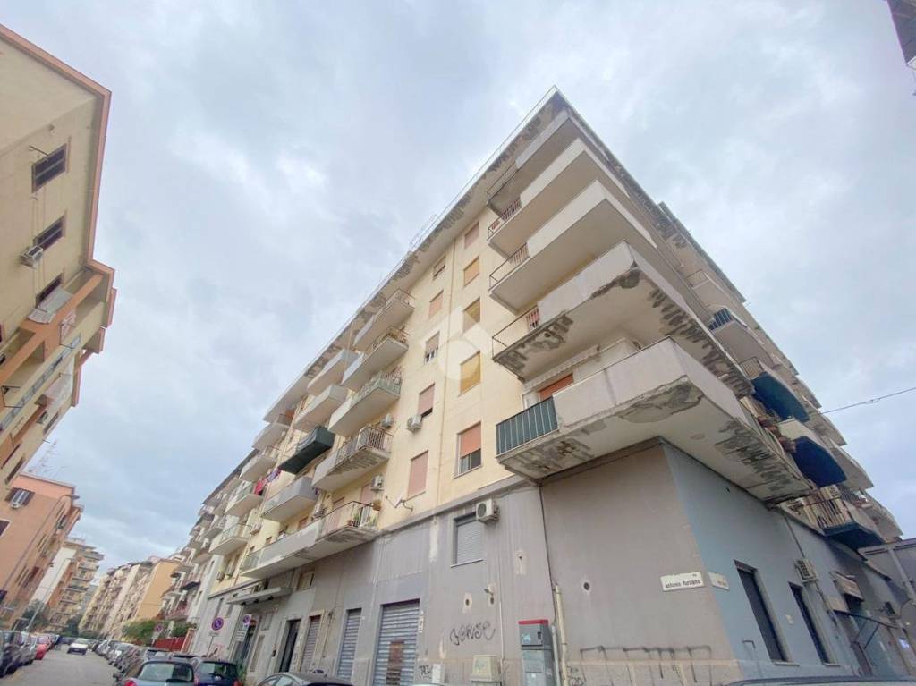 Appartamento in vendita a Palermo via Antonio Furitano, 5