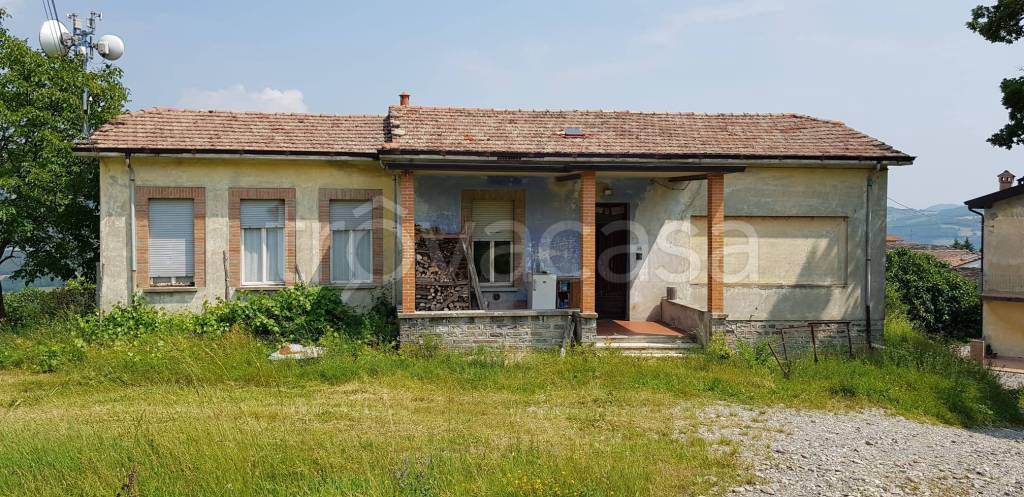 Villa in vendita a Solignano località Massari, 156