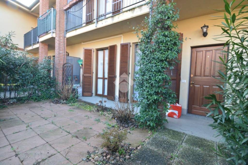 Villa a Schiera in vendita a Ronco Briantino largo Perego, 1