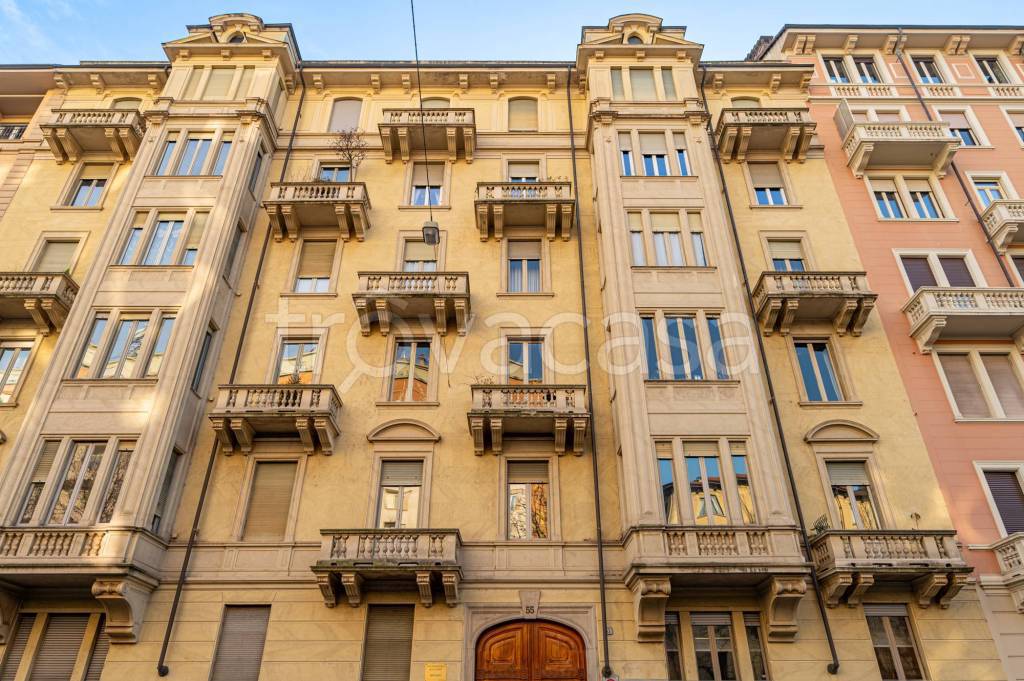 Appartamento in vendita a Torino corso Giacomo Matteotti, 55
