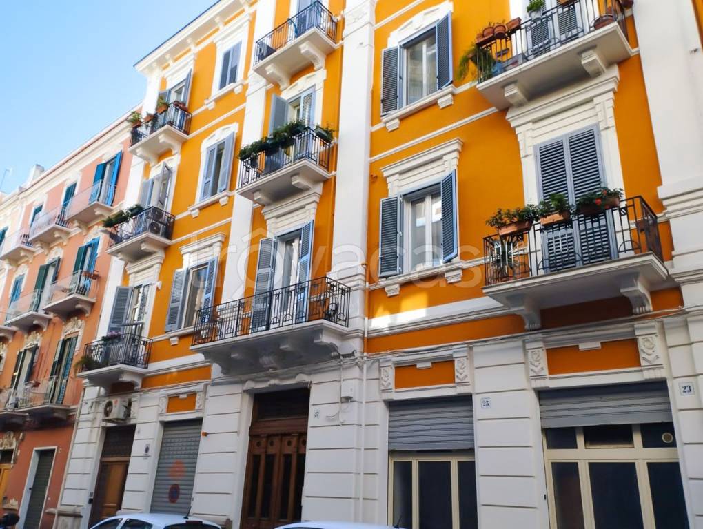 Appartamento in vendita a Bari via Tanzi, 27
