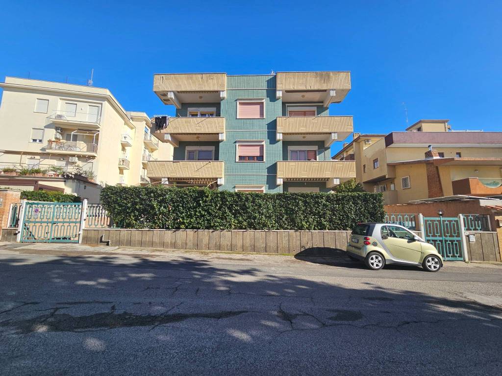 Appartamento in vendita ad Anzio via Flavia, 6
