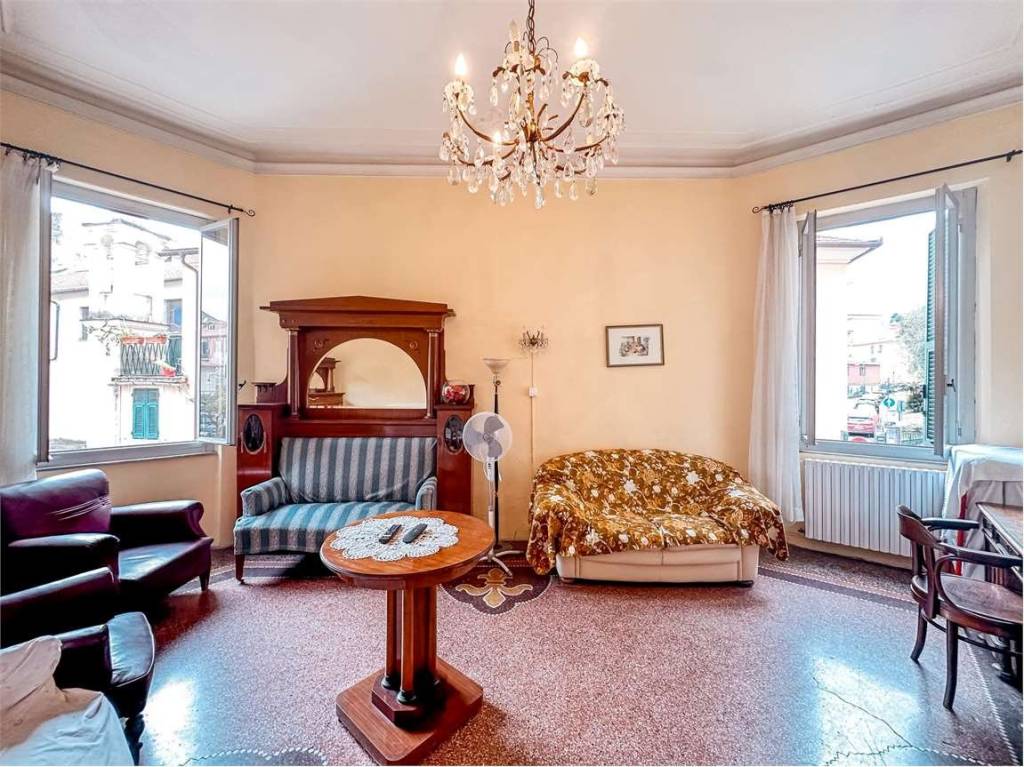 Appartamento in vendita a Santa Margherita Ligure piazza Mazzini