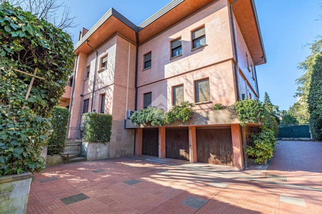 Villa Bifamiliare in vendita a Cesena via Trento, 2