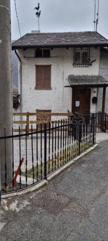 Casa Indipendente in in vendita da privato a Cosio Valtellino via Ronchi, 19