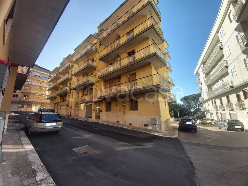 Appartamento in vendita a Noci via Lippolis, 11
