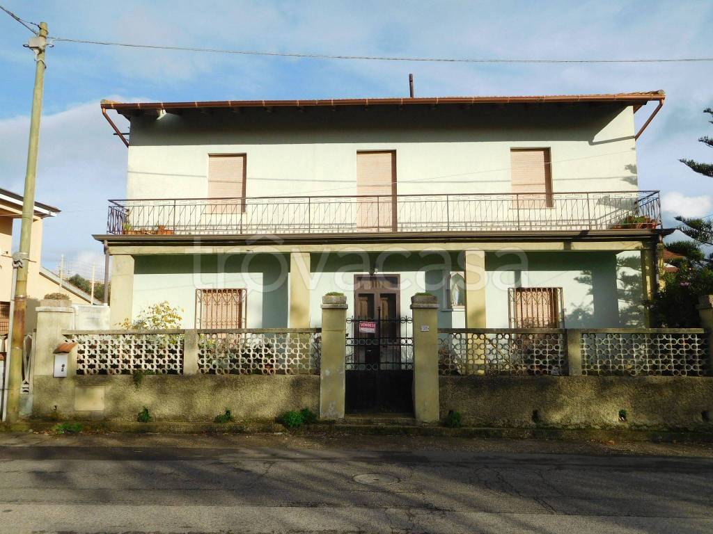 Casa Indipendente in in vendita da privato a Usellus via Eleonora d'Arborea, 38