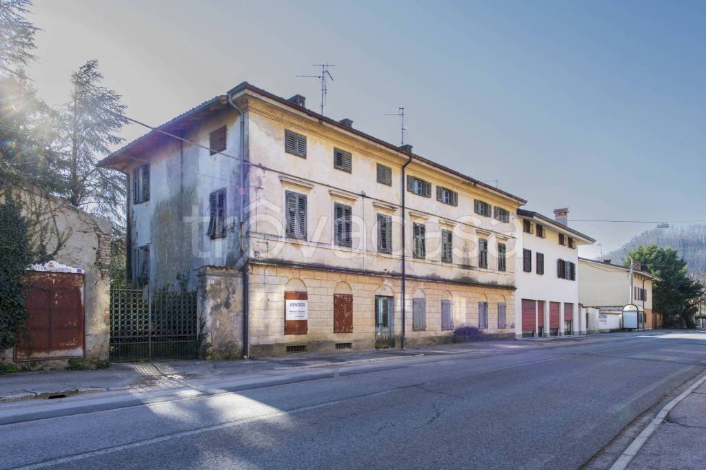 Casa Indipendente in vendita a Gorizia