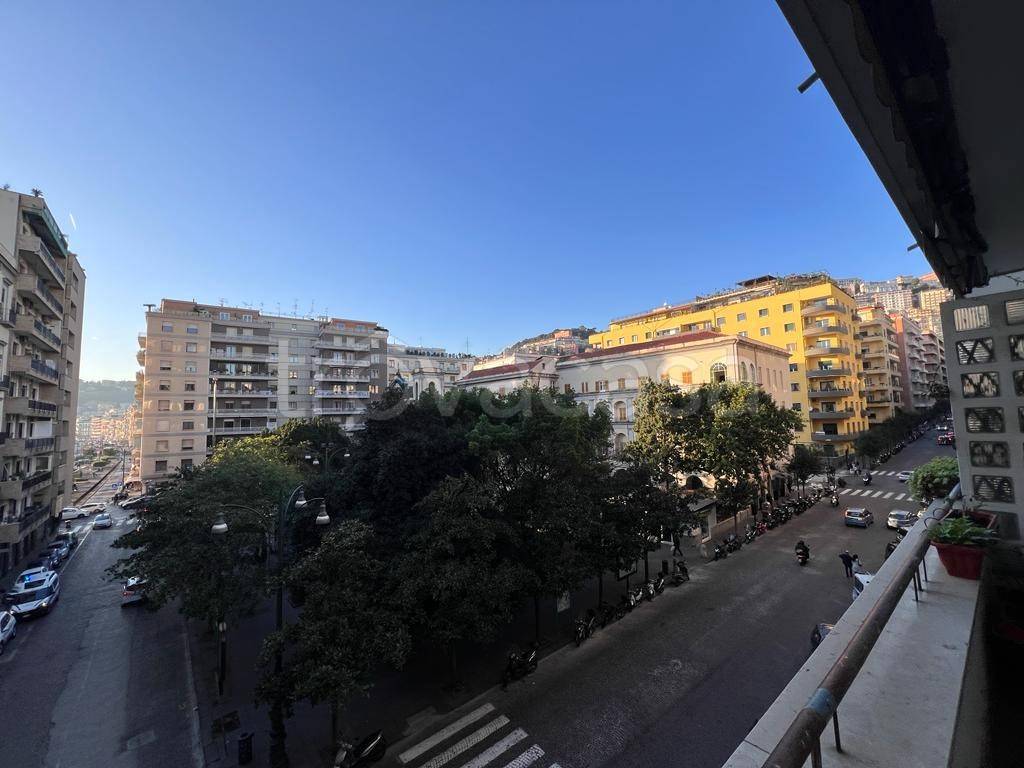 Appartamento in affitto a Napoli piazza San Pasquale, 10