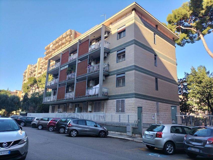 Appartamento in vendita a Bari strada Cancello Rotto, 1