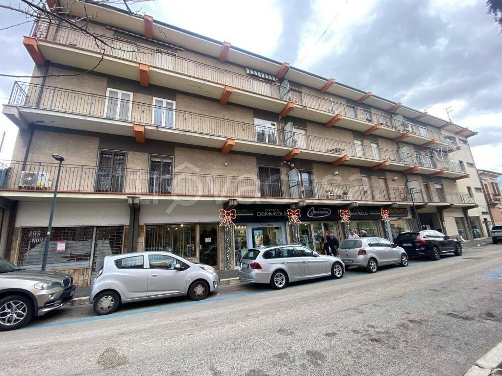 Appartamento in vendita ad Avezzano via Trento