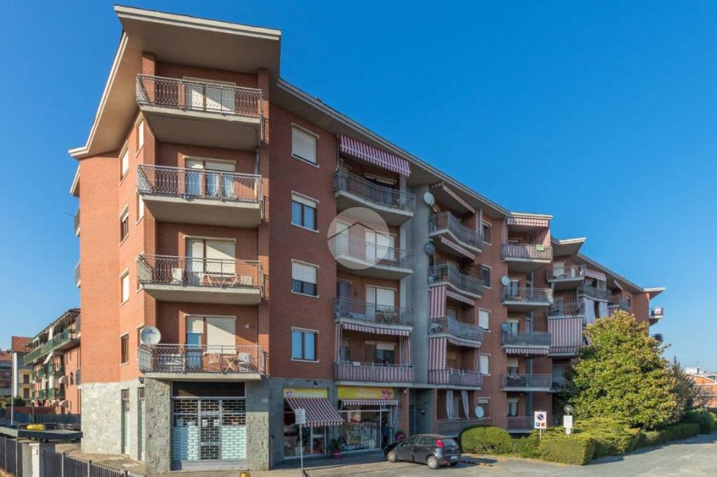 Appartamento in vendita a Piossasco via Torino, 31