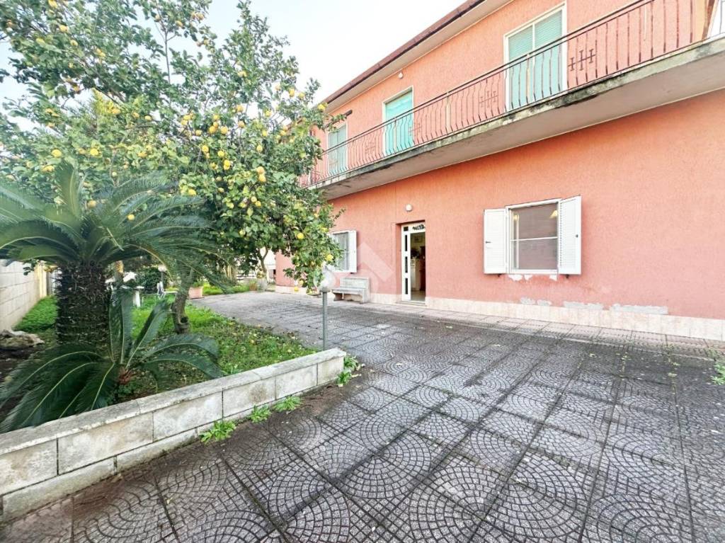 Appartamento in vendita a Nettuno via Santa Maria Goretti