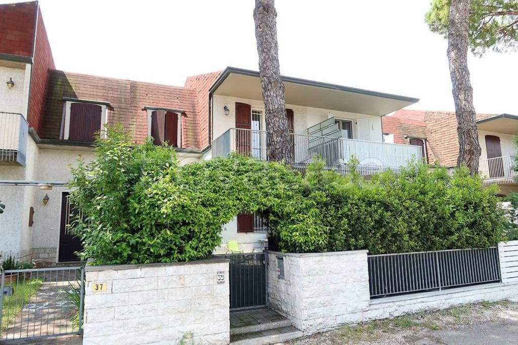 Villa a Schiera in vendita a Cervia via Fiordalisi