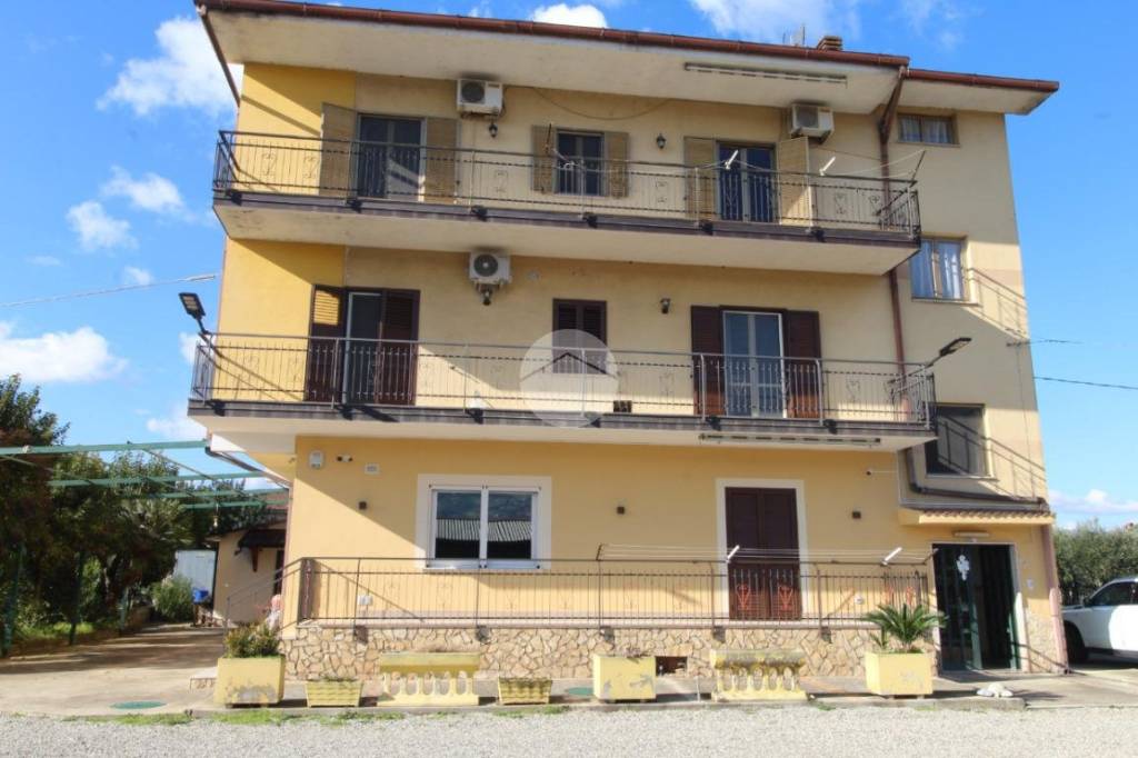 Appartamento in vendita a Montalto Uffugo via Trisoria, 16
