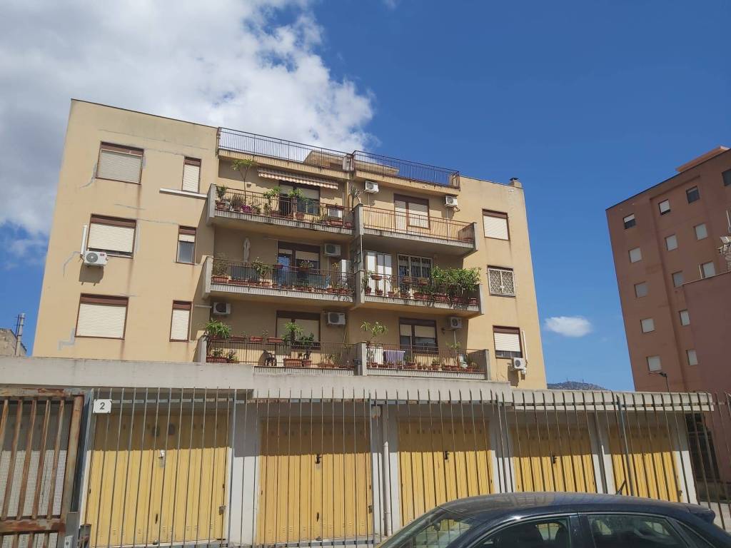Appartamento in vendita a Palermo via Casalini, 113