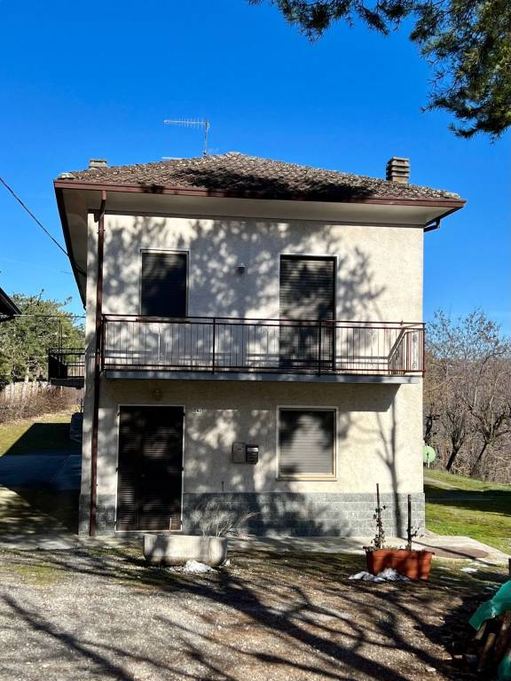 Villa in vendita a Varsi località Mazzini