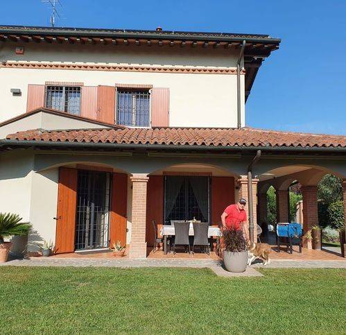 Villa in vendita a Castelnuovo Rangone via San Zeno