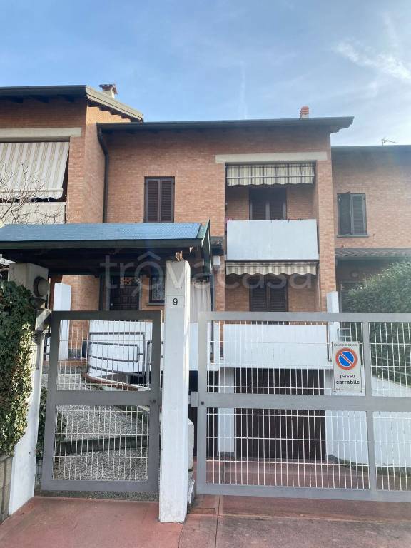Appartamento in vendita a Solaro via Luigi Galvani, 9