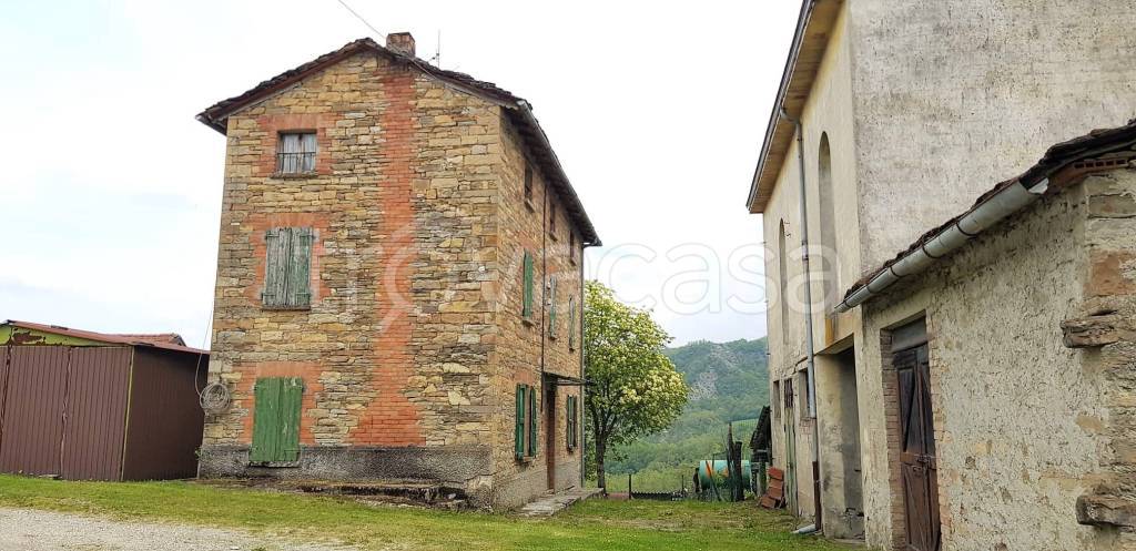 Villa in vendita a Solignano località Massari