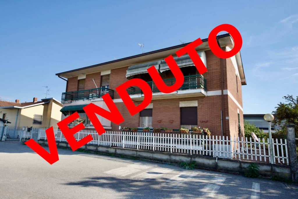 Appartamento in vendita a Orio Litta via Mantovana, 32