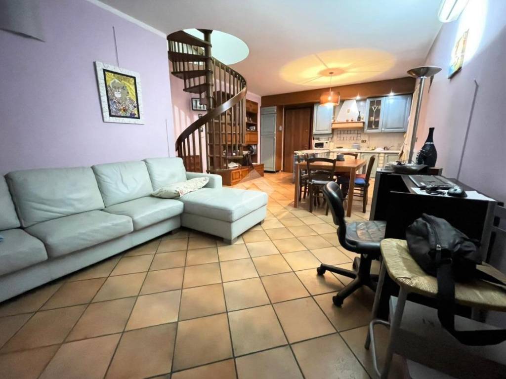 Appartamento in vendita a Ponzano Veneto via Santandrà, 60