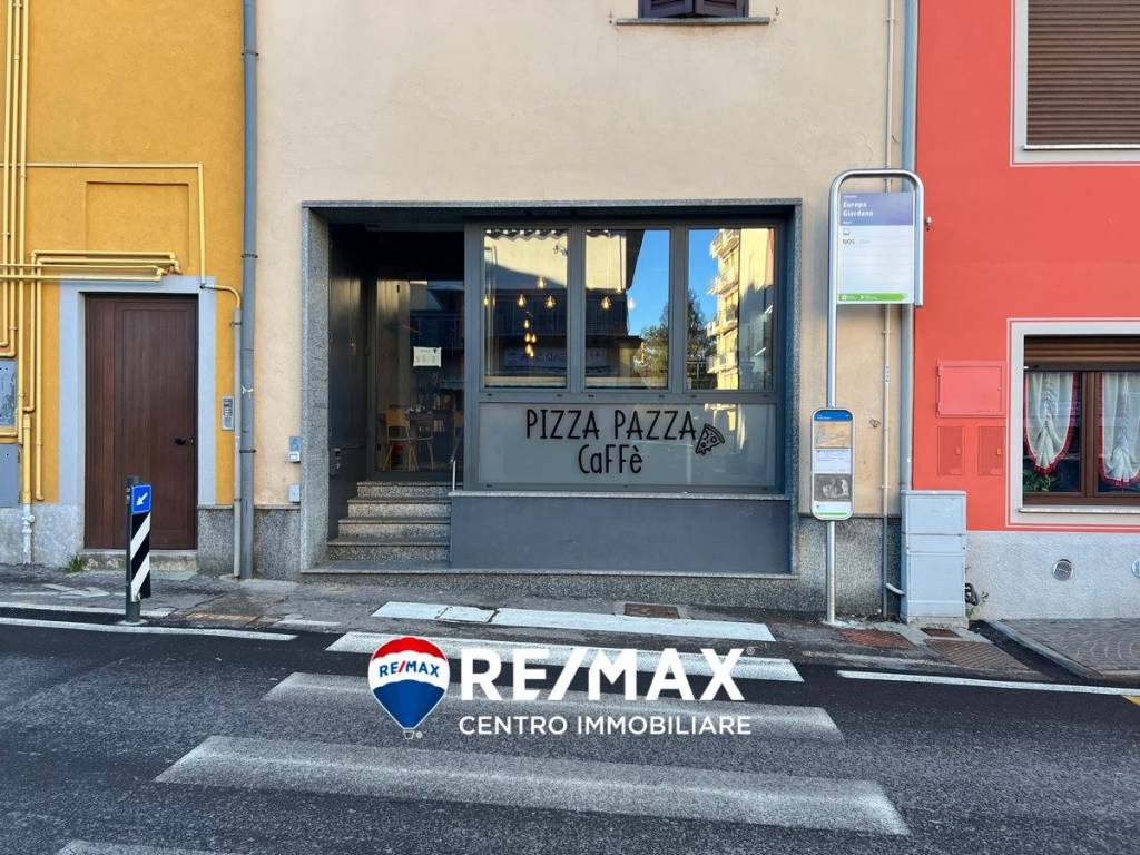 Pizzeria in vendita a Cantello via Fratelli Giordano