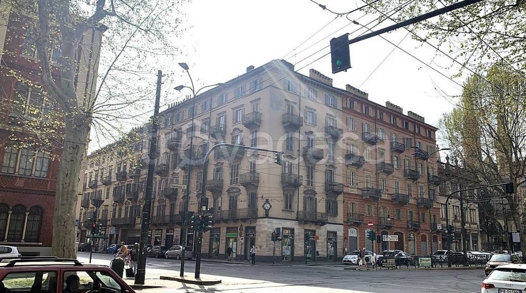Appartamento in vendita a Torino via Madama Cristina, 2