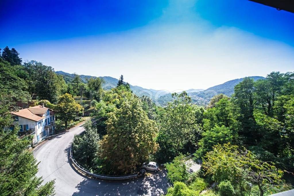 Villa in in vendita da privato a Torriglia via Bobbio, 47
