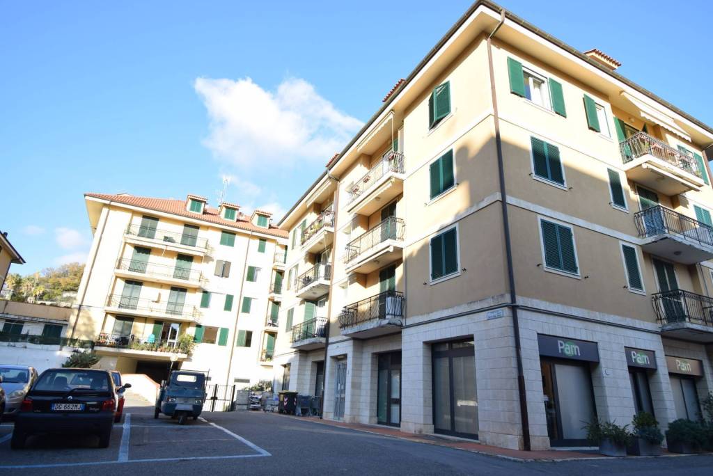 Appartamento in vendita a Cervo via Regolo, 11