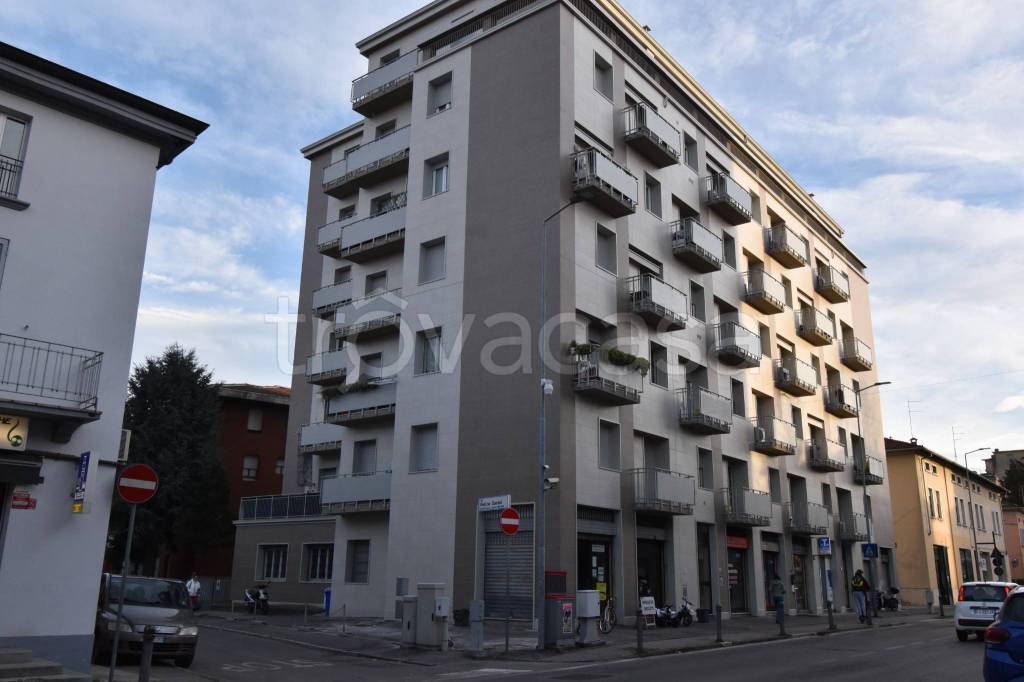 Appartamento in vendita a Parma via San Leonardo, 21