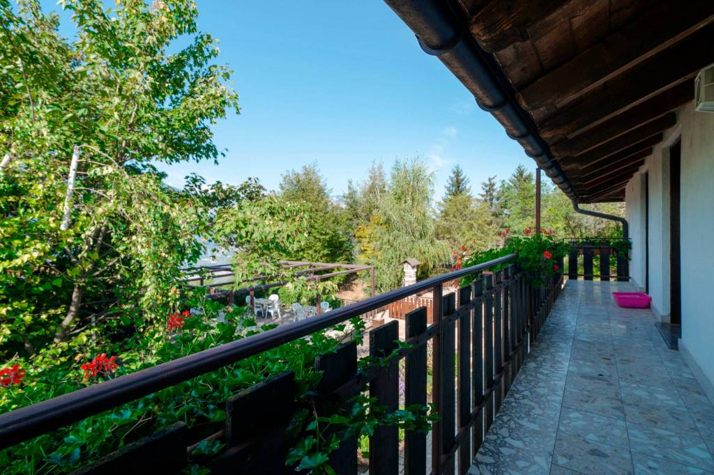 Villa Bifamiliare in vendita a Trento strada alle Gorghe