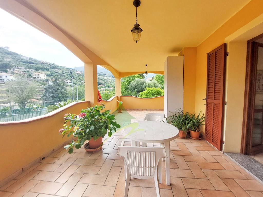 Villa Bifamiliare in vendita a Sanremo strada Borgo Tinasso, 141