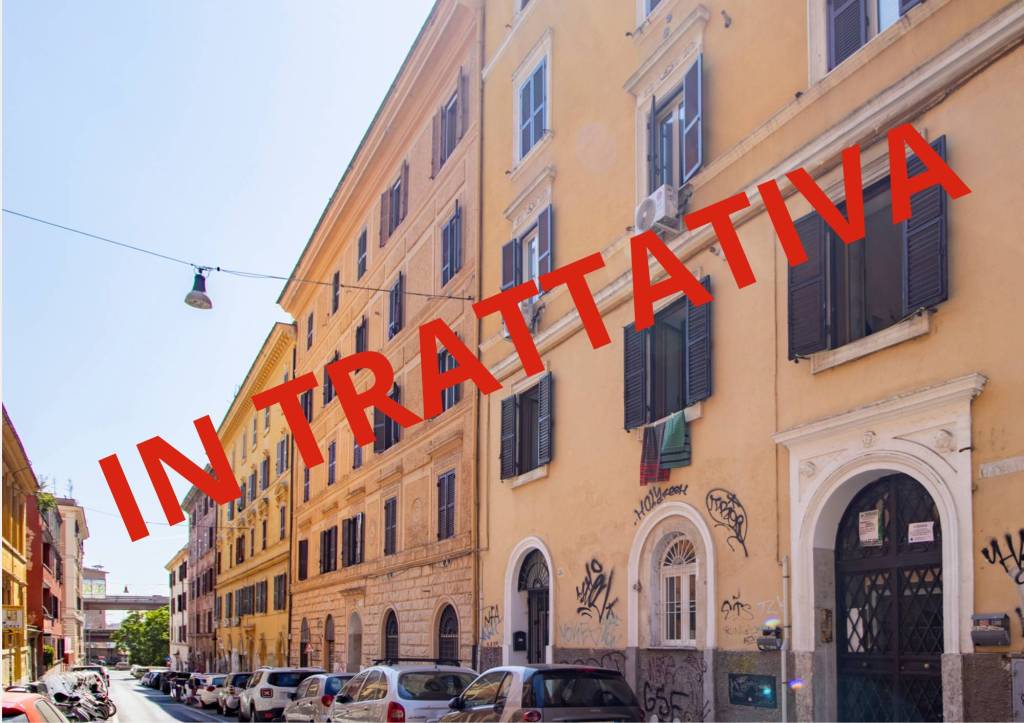Appartamento in vendita a Roma via dei Campani
